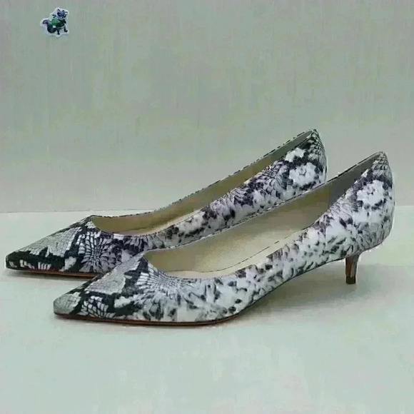 Butter Shoes - Butter Women Black & White Pearl Snake Stamp Pointed Toe Kitten Heel Shoes Sz 10